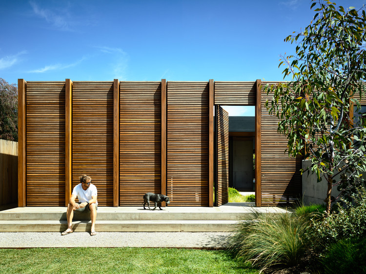 DS House / Planned Living Architects - Facade, Garden