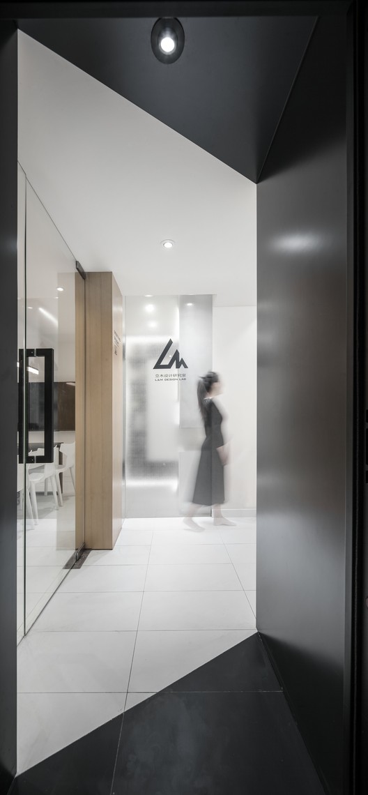 L&M Design Lab / L&M DESIGN LAB - Imagem 2 de 28