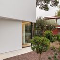 Soriano House / Beyt Architects + BAC Estudio de Arquitectura - Fachada, Concreto, Ventanas, Patio interior