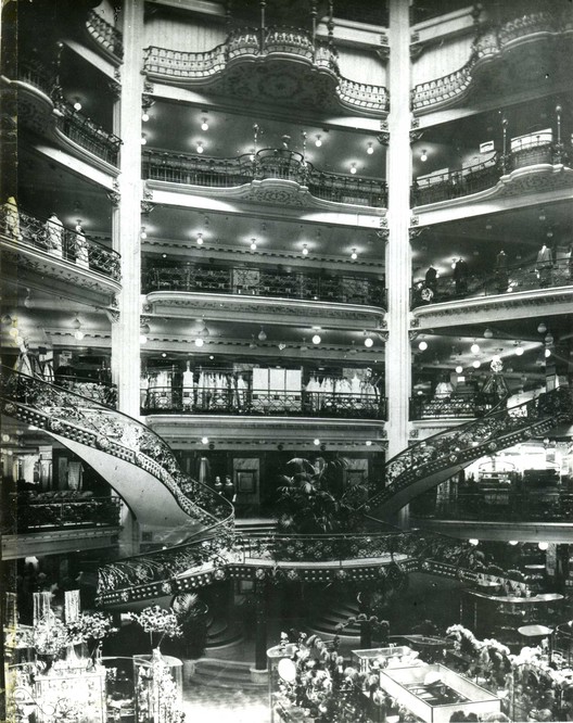 Verticalidade Printemps Haussmann / UUfie - Imagem 29 de 35
