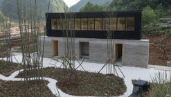 The Louna Architects Bookshop / The Scarcity and Creativity Studio