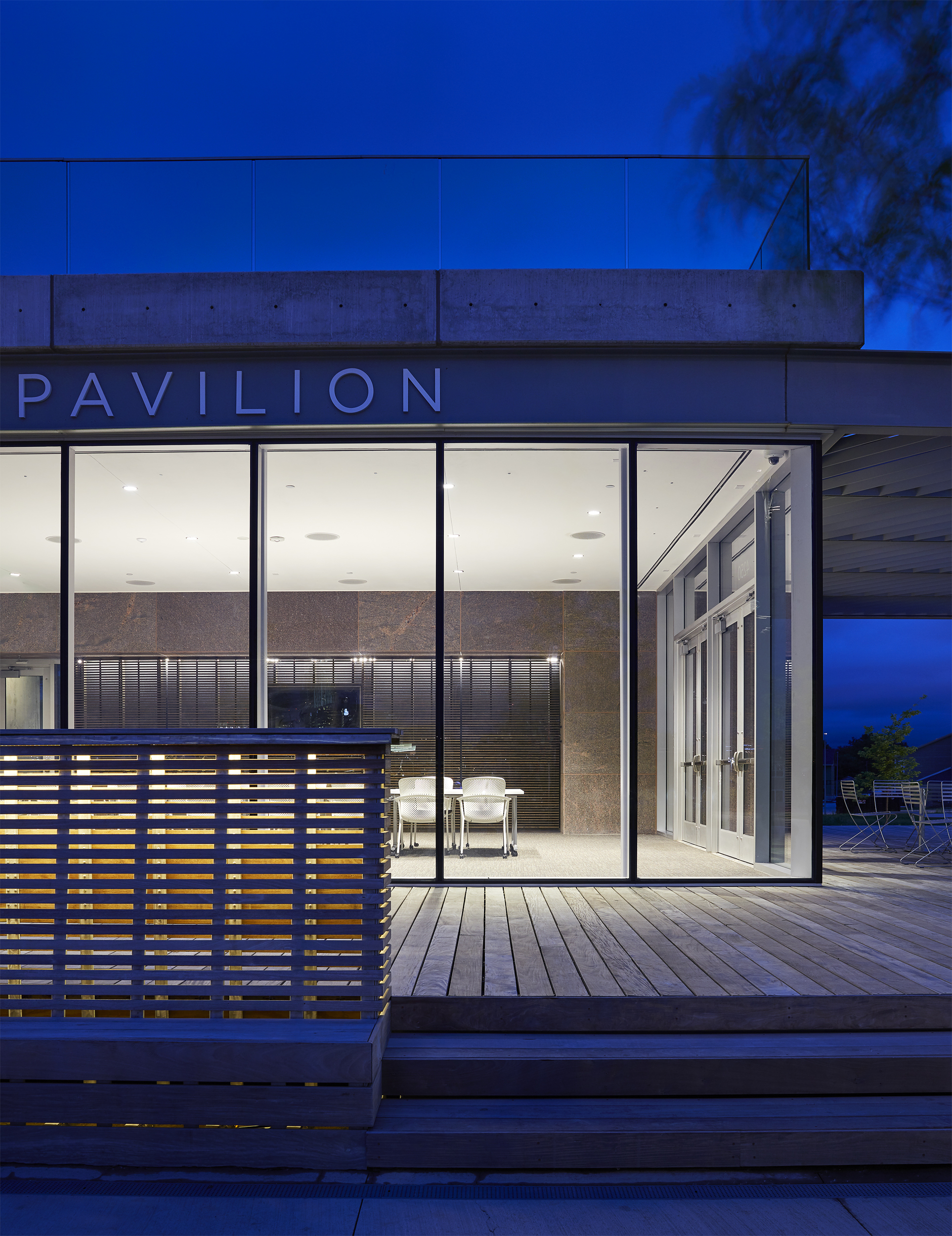 Gallery of River's Edge Pavillion / Alley Poyner Macchietto