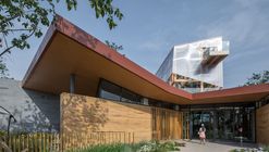 Restaurante Invernadero / Chengdu Wide Horizon Investment Group