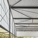 Pabellón Deportivo Municipal de Vila-Seca / NAM Arquitectura - Remodelaciones, Fijación Vigas, Fachada