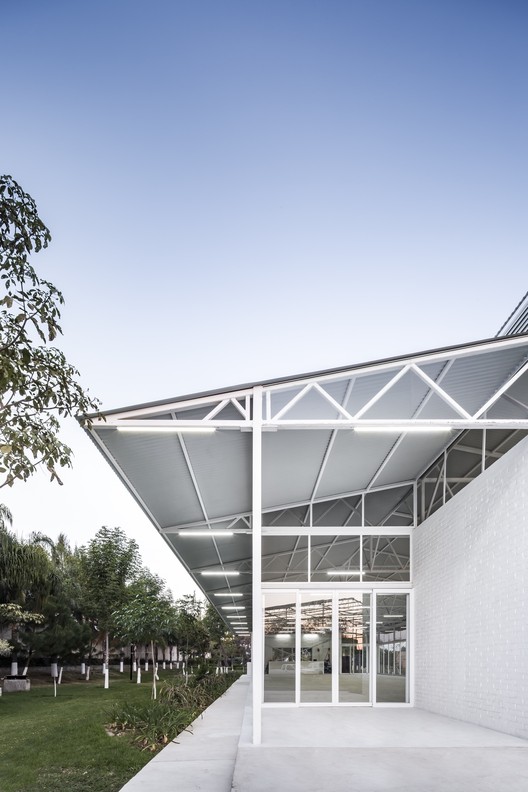 Pavilhão Ávila / COTAPAREDES Arquitetos - Imagem 9 de 34