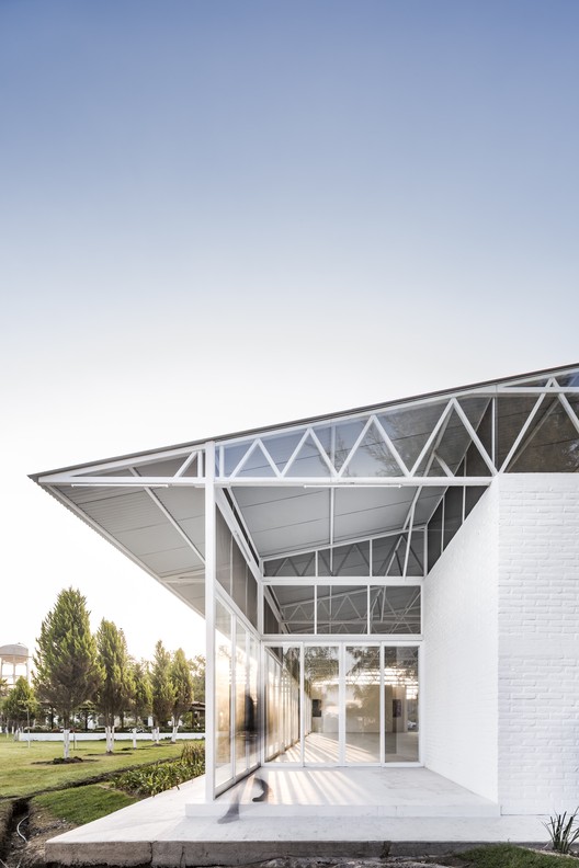 Pavilhão Ávila / COTAPAREDES Arquitetos - Imagem 24 de 34