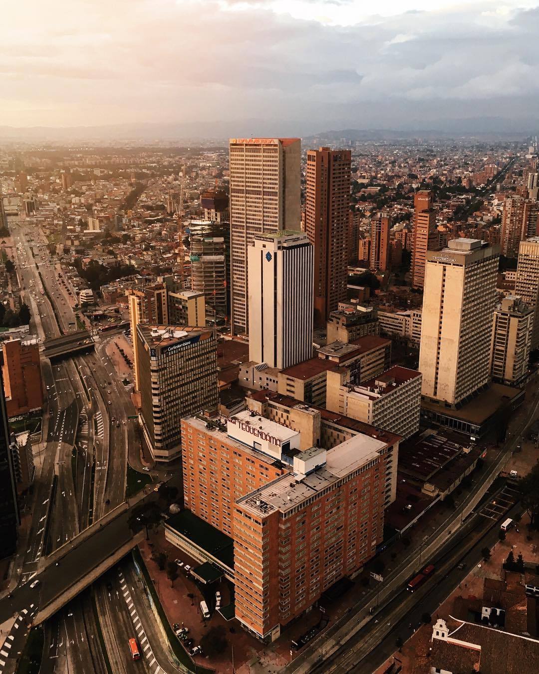 Galería de Elegimos las mejores fotografías de arquitectura de Colombia