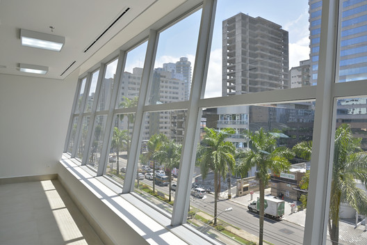 Banco do Brasil Athletic Association Headquarters / Costa e Macedo Arquitetos - Image 9 of 17