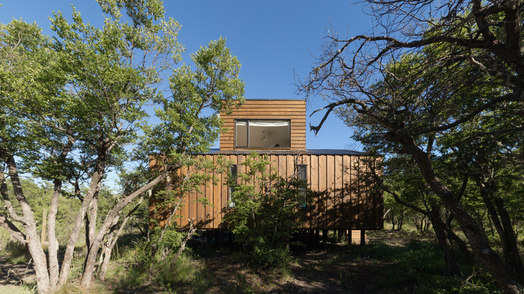 Trampoline Cabin / Lorena Troncoso-Valencia - Houses