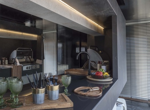 Bar, kitchen, gallery, and grill: 4 standout projects at Casa FOA Chile 2018 - Image 30 of 38