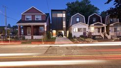 ¡¡¡REPETIDO!!! Shaft House / Urbanscape Architects