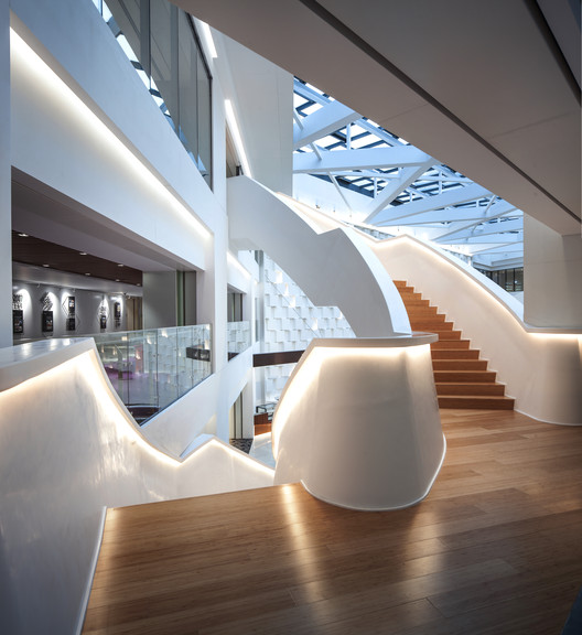 Design de Interiores das Torres Tencent Seafront / B+H Architects - Imagem 15 de 27