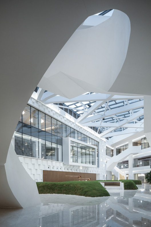Diseño de interiores de las Torres Tencent Seafront / B+H Architects - Interiores De Oficina