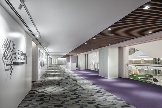 Design de Interiores das Torres Tencent Seafront / B+H Architects - Imagem 17 de 27