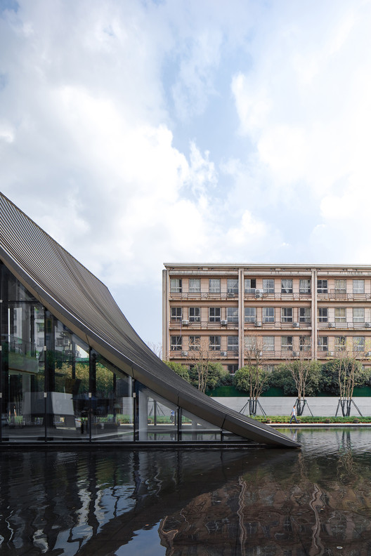 Hanyang Guiyuan Temple Sales Center / Waterfrom Design Hanyang Guiyuan Temple Sales Center / Waterfrom Design - Image 26 of 38