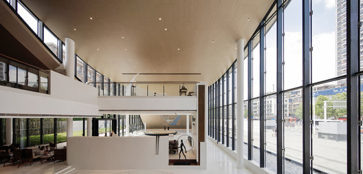 Hanyang Guiyuan Temple Sales Center / Waterfrom Design Hanyang Guiyuan Temple Sales Center / Waterfrom Design - Image 2 of 38