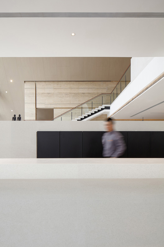 Hanyang Guiyuan Temple Sales Center / Waterfrom Design Hanyang Guiyuan Temple Sales Center / Waterfrom Design - Image 15 of 38