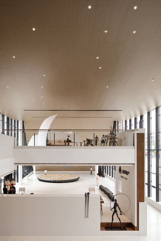 Hanyang Guiyuan Temple Sales Center / Waterfrom Design Hanyang Guiyuan Temple Sales Center / Waterfrom Design - Image 9 of 38