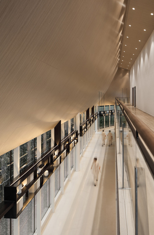 Hanyang Guiyuan Temple Sales Center / Waterfrom Design Hanyang Guiyuan Temple Sales Center / Waterfrom Design - Image 3 of 38