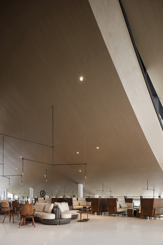 Hanyang Guiyuan Temple Sales Center / Waterfrom Design Hanyang Guiyuan Temple Sales Center / Waterfrom Design - Image 14 of 38