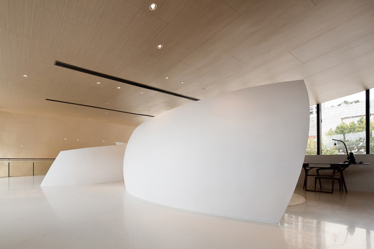Hanyang Guiyuan Temple Sales Center / Waterfrom Design Hanyang Guiyuan Temple Sales Center / Waterfrom Design - Image 23 of 38
