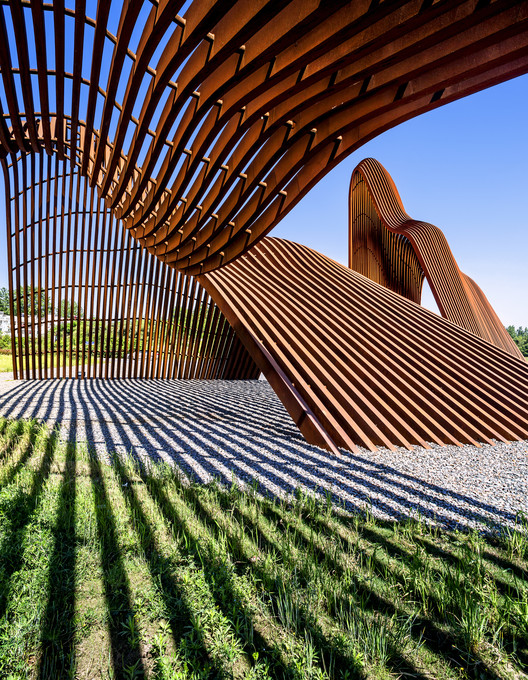  Mountain / Zhaohong Zhang - Garden