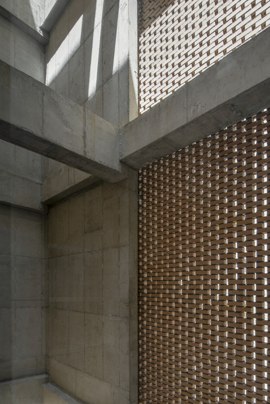 WON Building / moc architects - Beam, Steel