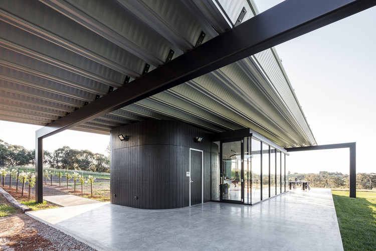 Arquitetura do vinho: adegas, salas de máquinas e centros de degustação - Imagem 8 de 28