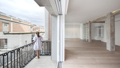 Una casa entre el museo y la cocina / Jesús Aparicio Guisado