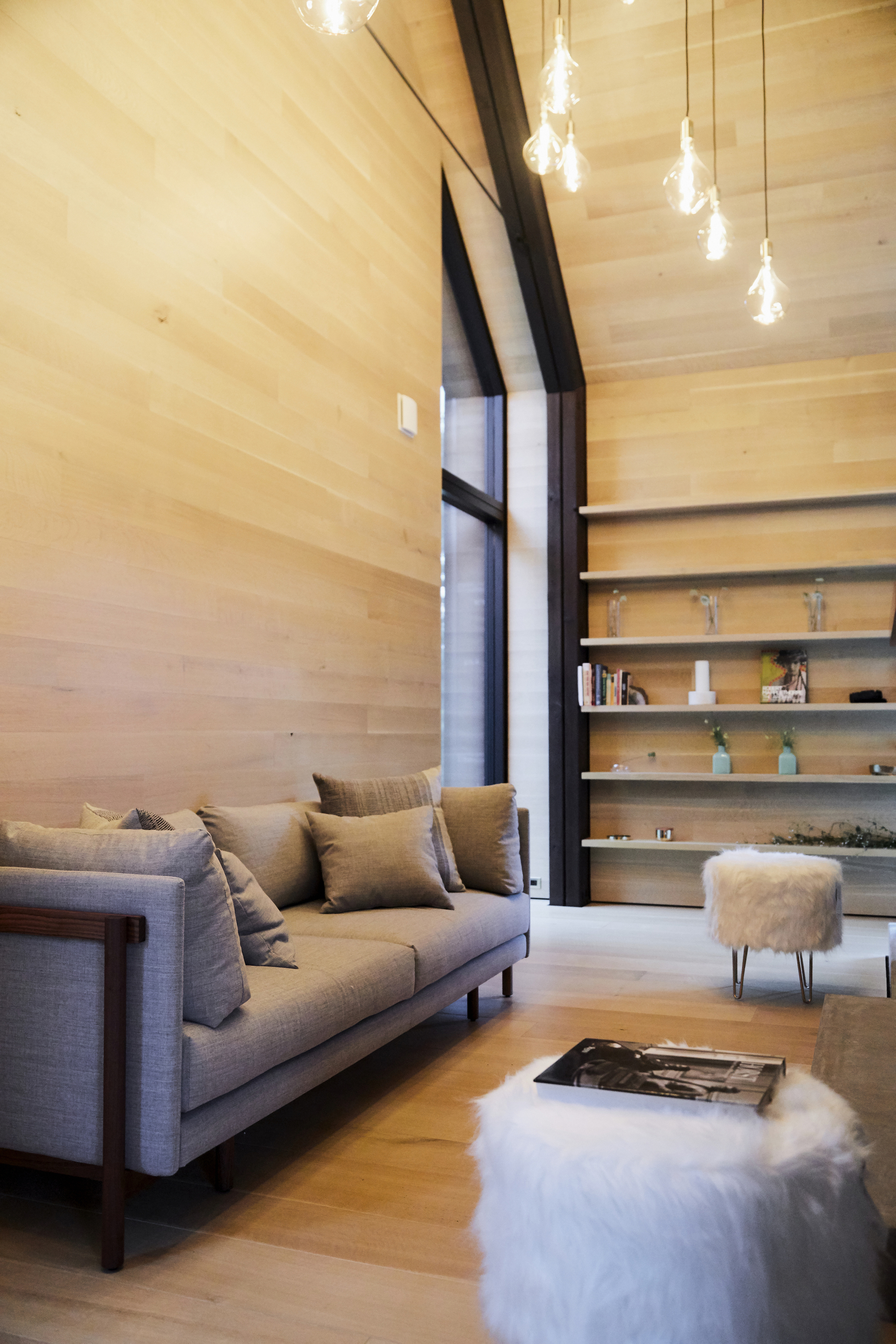 Gallery of Silvernails / Amalgam Studio - 8