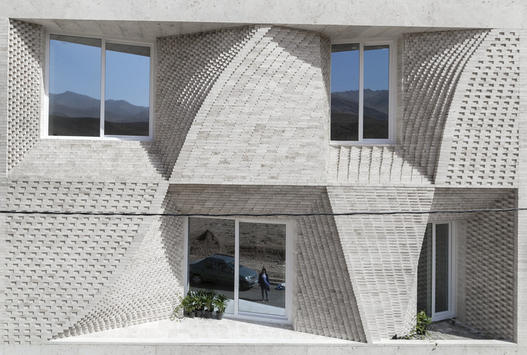 Mahallat Residential Building No3 / CAAT Studio - Windows, Brick, Facade