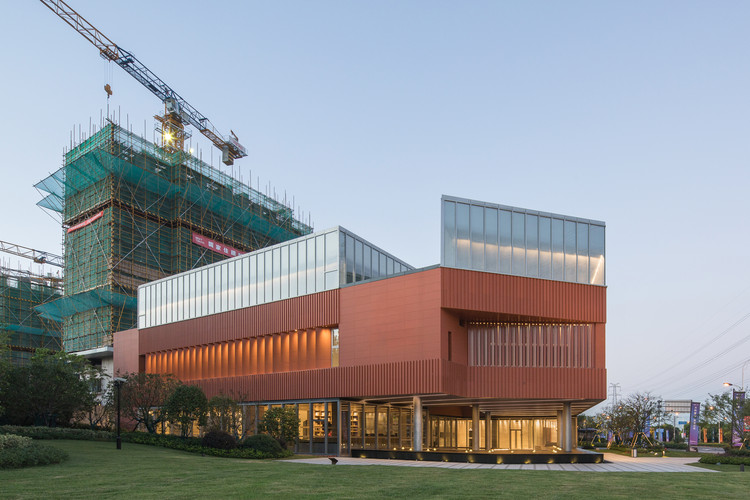 Shanghai Vanke Qichen Community Center / Shenzhen Huahui Design - Image 17 of 28