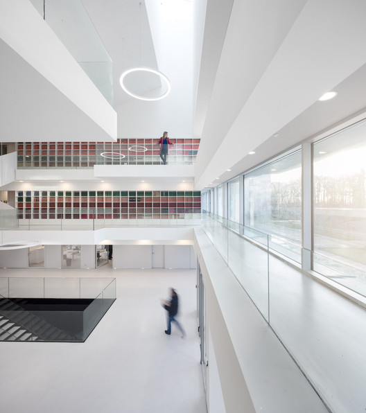 ISMO / KAAN Architecten ISMO / KAAN Architecten - Imagen 5 de 55