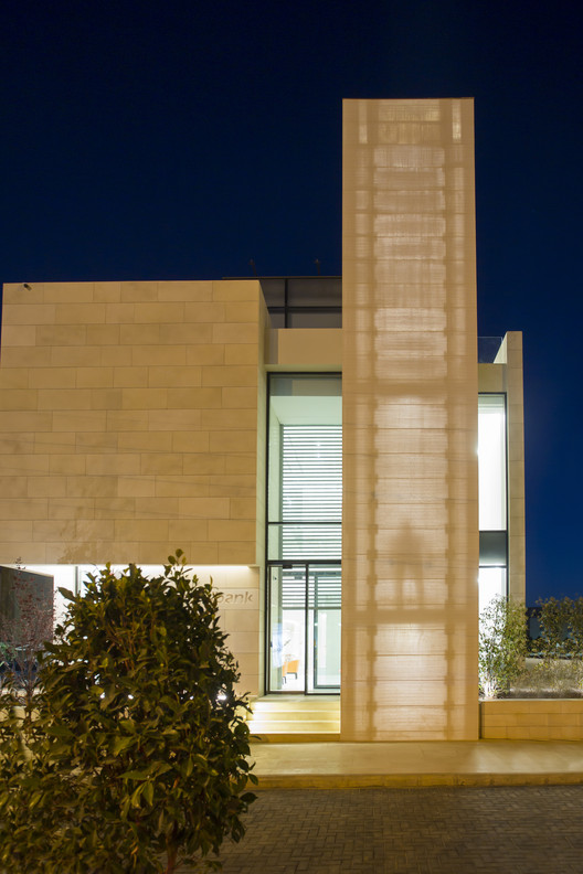 Capital Bank of Jordan / Paradigm DH - Brick, Facade, Windows, Column