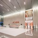 Diseño de interiores y señalética de Ali Center Hongqiao en Shanghái / Benoy - Interiores De Oficina