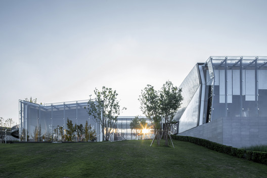 Yuanlu Community Center / Challenge Design Yuanlu Community Center / Challenge Design - Image 12 of 57