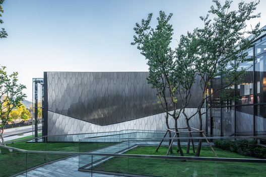 Yuanlu Community Center / Challenge Design Yuanlu Community Center / Challenge Design - Image 10 of 57