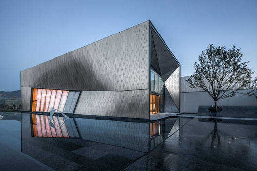 Yuanlu Community Center / Challenge Design Yuanlu Community Center / Challenge Design - Image 14 of 57