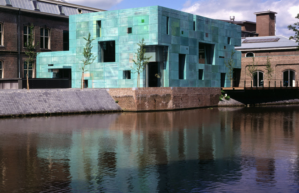 Gallery of The Beauty of PreOxidized Copper Through 8 Facades 6