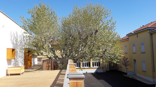 Nursery School at Roches de Condrieu / Brenas Doucerain Architectes Nursery School at Roches de Condrieu / Brenas Doucerain Architectes - Image 8 of 19