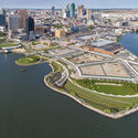 Hunter’s Point South Waterfront Park Phase II / SWA/BALSLEY + WEISS/MANFREDI - Cityscape