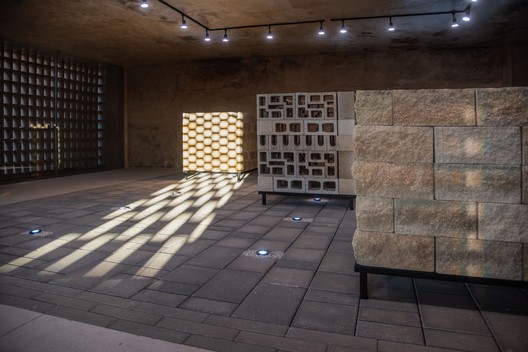 Galería Édron / TACO taller de arquitectura contextual  - Imagen 11 de 27