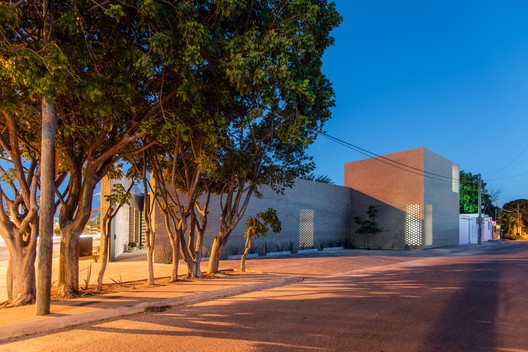 Galería Édron / TACO taller de arquitectura contextual  - Imagen 15 de 27