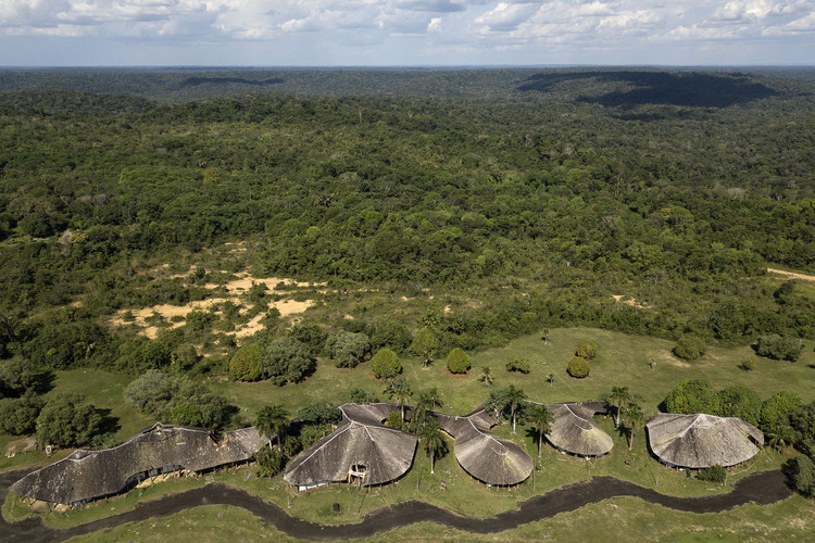 The exhibition "Infinite Span – 90 Years of Brazilian Architecture" opens today - Image 9 of 14