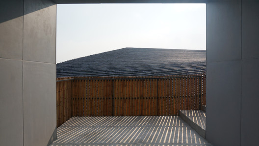 Galeria Hilltop / dEEP Architects Galeria Hilltop / dEEP Architects - Imagem 17 de 38