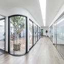 SBR Consultant Office Building / USE Studio + Amordad design and construction group - Windows, Handrail