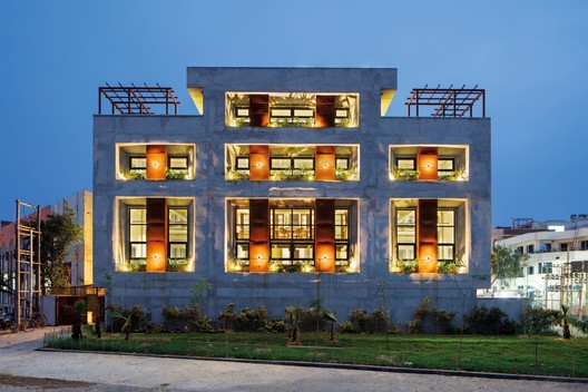 Office for Communique / groupDCA - Image 6 of 26