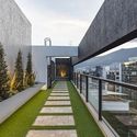 ARBAT / Esteban Duthan + Shaell Duthan - Residencial, Jardín, Fachada, Barandas