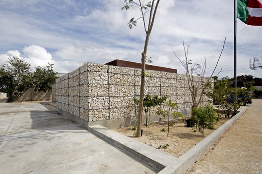 The Versatility of Gabion Walls, From Infrastructure to Urban Furniture - Image 12 of 62