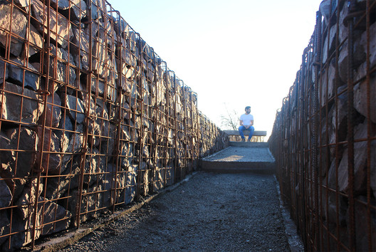 The Versatility of Gabion Walls, From Infrastructure to Urban Furniture - Image 39 of 62